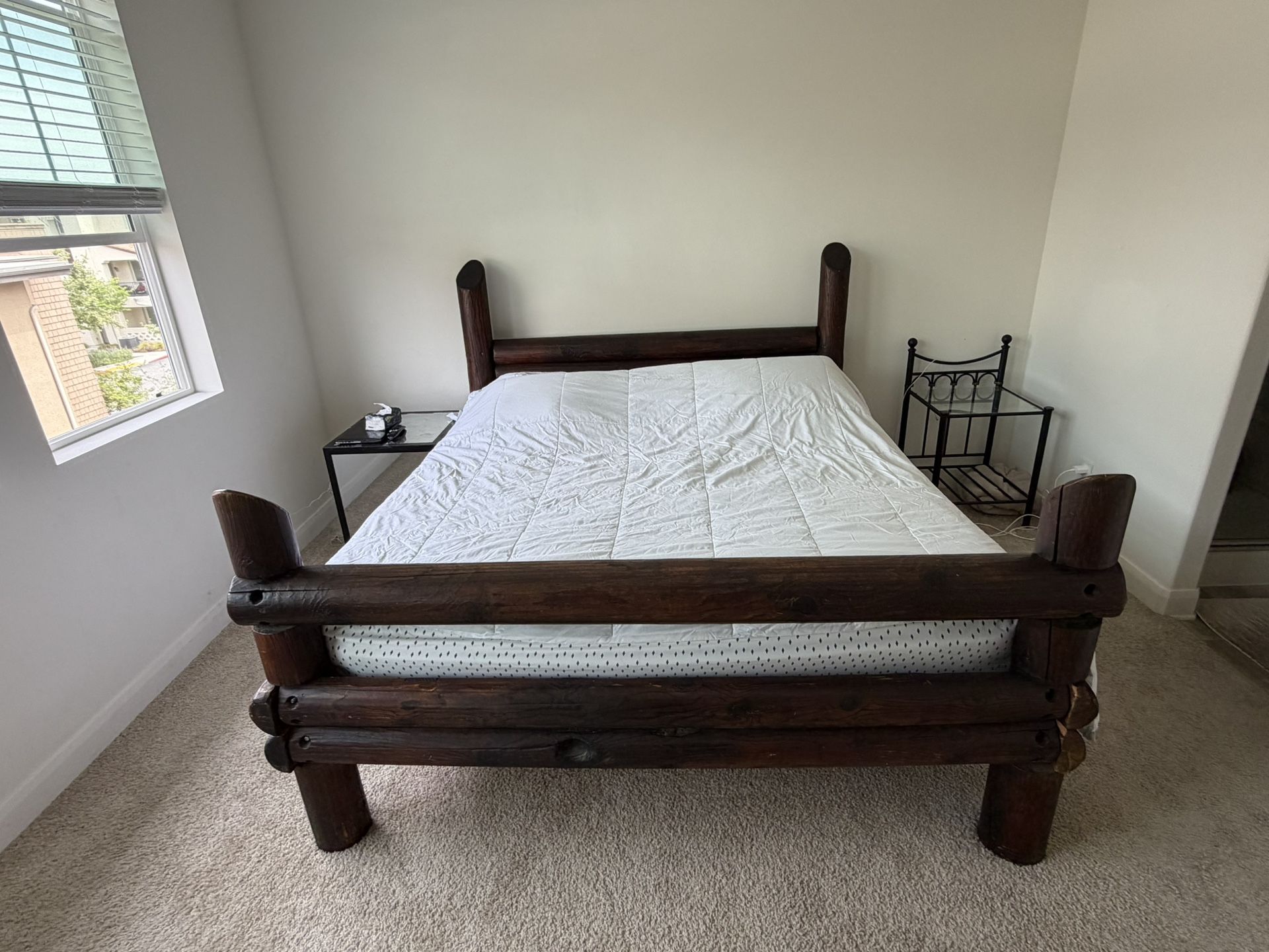 Lodge Rustic Little Jack Barnwood Bed in XL Twin, Queen & King Solid Wood Log King Bed Frame – Heavy Duty Rustic Style 