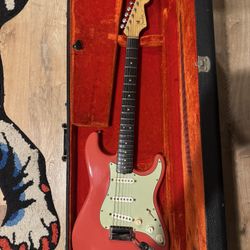 1964 Fender Stratocaster with Rosewood Fretboard Fiesta Red Refin