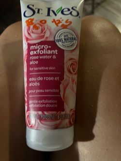 St. Ives Rose Water & Aloe Micro-Exfoliant