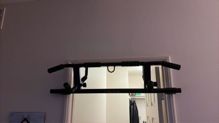 Pull Up Bar