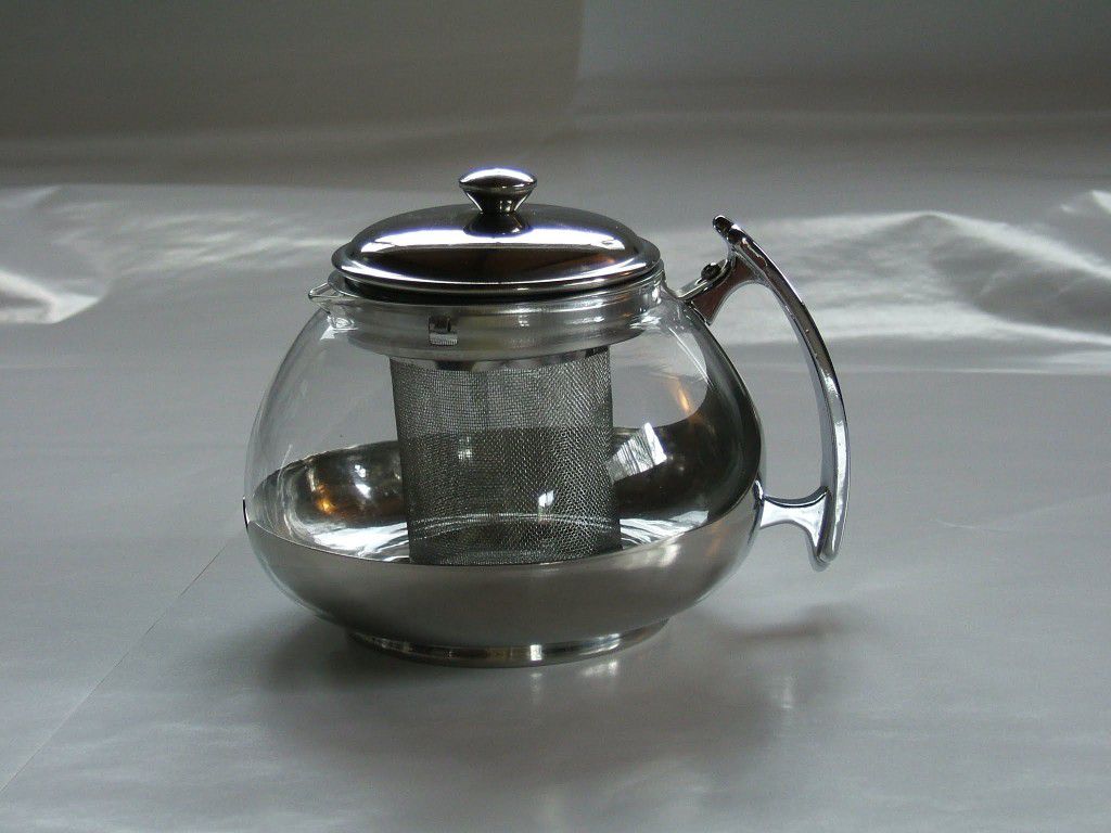 Modern Tea Kettle With Brewing Infuser