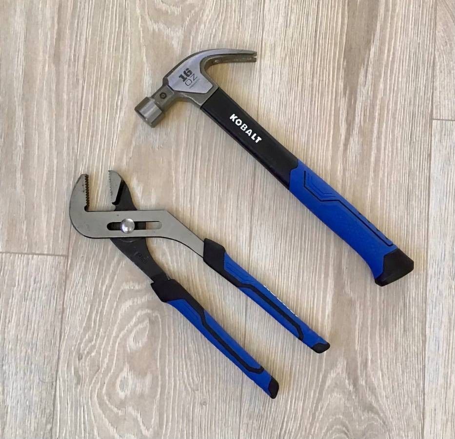 KOBALT 16 Oz. hammer 12” channel lock pliers