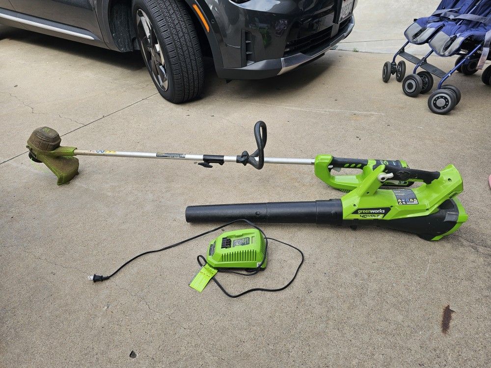 Greenworks Weed Wacker And Leaf Blower