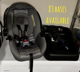 Safety 1st Car seat w/ 3 base
