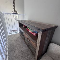 TV Console