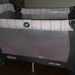 Girl Bassinet