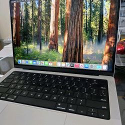 2021 Macbook Pro A2442,M1 Pro,14",512Gb,16Gb,Non Touchbar,Good Condition, Grade A, Grey Color, Genuince AC Charger, Office 2022,Warranty on Good Promo