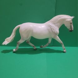 Breyer Horse #1777 Fantasia Del C & Gozosa White Andalusian Spanish Mare Retired.