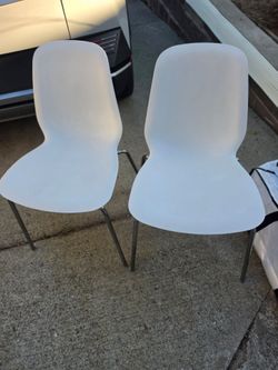 2 LIDÅS
Chair, white/Sefast chrome plate