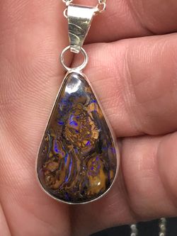 8933 Australian Queensland Boulder Opal pendant, 925 silver pendant on a 925 silver chain necklace. 23ct 27x17x7mm Purple/green Opal