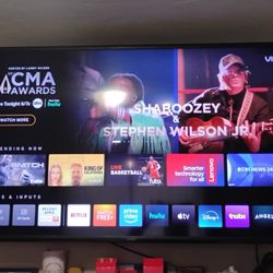 Smart TV 55inch With Stand Legs. 