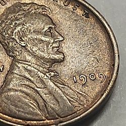 Uncirculated US Lincoln Penny. Amazing  Toned Color.  High Relief. 