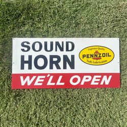 Vintage 1979 Original Pennzoil “Sound Horn” Oil Gas Metal Tin Sign