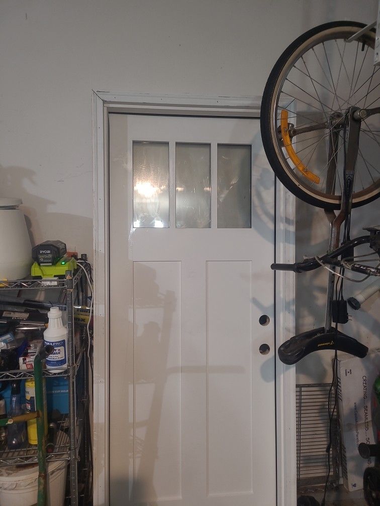 32×80 Exterior Door Right Hand