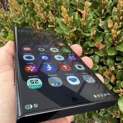 Android Samsung Galaxy S23 Ultra 256 GB unlocked, no sim restrictions, metro pcs, T-mobile, AT&T cell phone