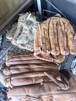Gloves 