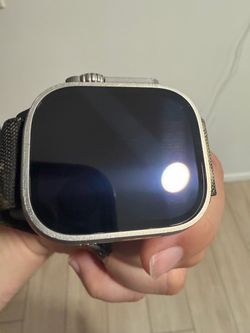 Apple Watch Ultra 2  Titanium 49mm