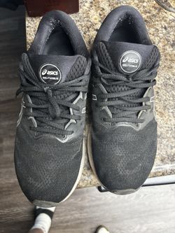 asics 10 1/2 running shoes