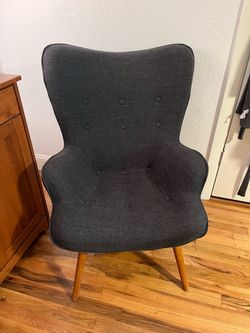 Reading chair