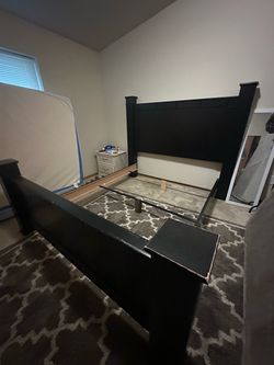 Free queen size bed frame