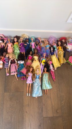 Barbies & Accessories
