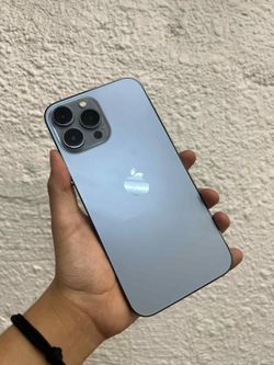 iPhone 13 Pro Max 256GB UNLOCKED 