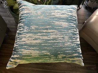 Wave Pattern Throw Pillow 21 X 21