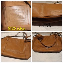 Coach Purse With Storing Bag