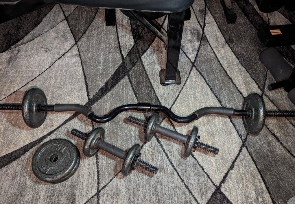 Adjustable Dumbbells and

Curl Bar