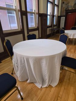 Bulk Lot- Polyester Tablecloths & Table Skirts