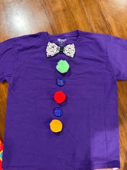Clown shirt size Youth M (10/12)