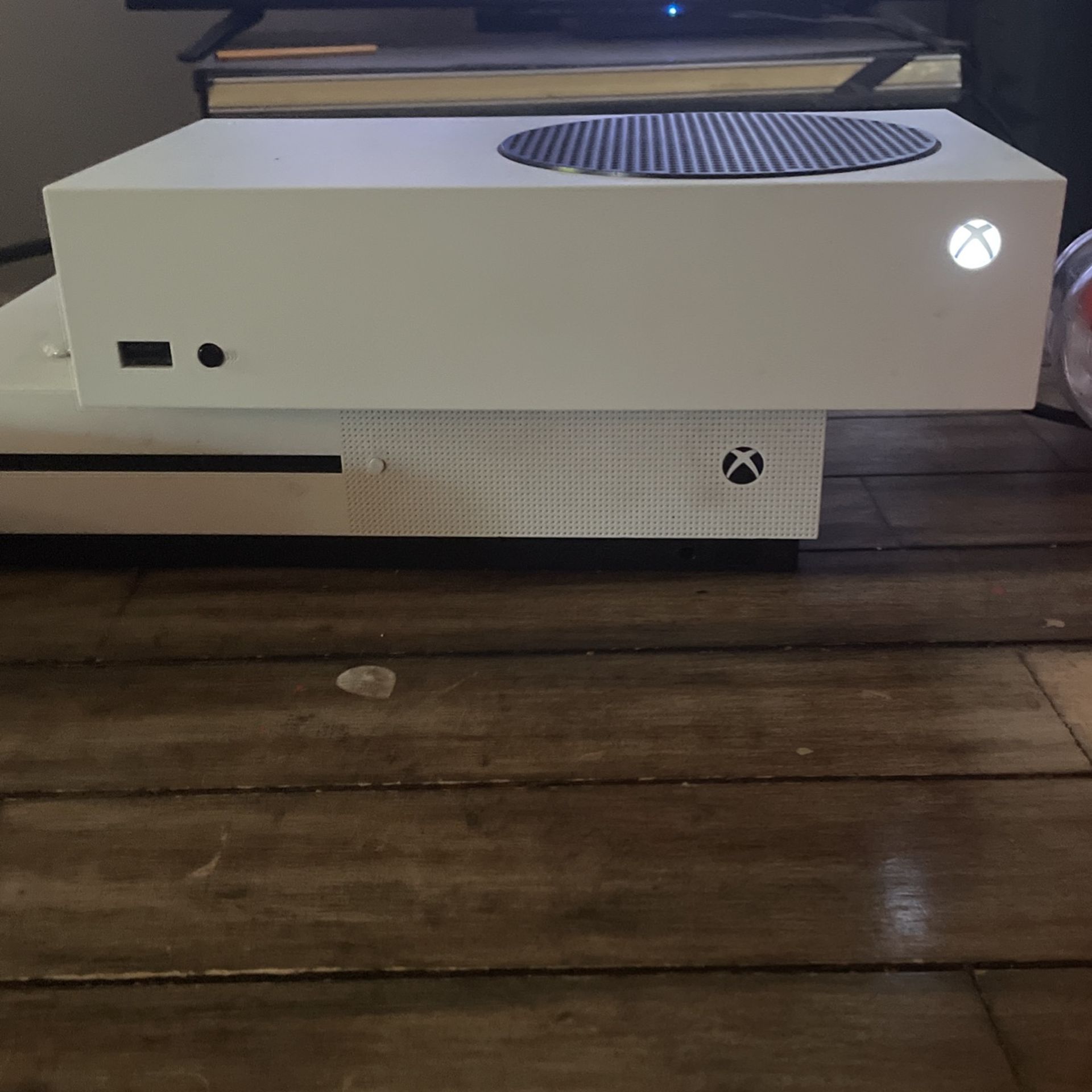 Xbox One Serious S