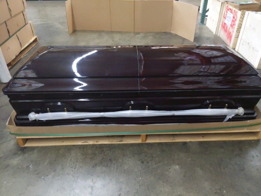 Presidential - Gold Trim Lining Casket