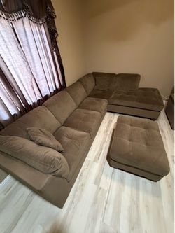 L-Shaped Sectional Sofa Set with Ottoman