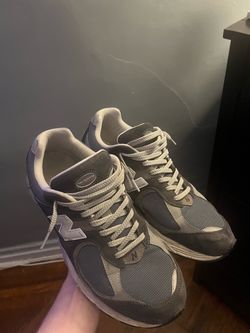 New balance 2002R