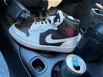 Tons of Jodan shoes