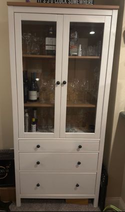 Ikea hemnes Cabinet glass doors