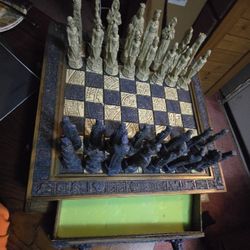 CHESS SET Aztec/Inca/Maya vs Conquistidors