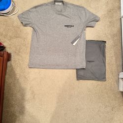 Essentials Shirt Oatmeal Size Medium