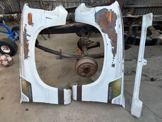 Parts truck