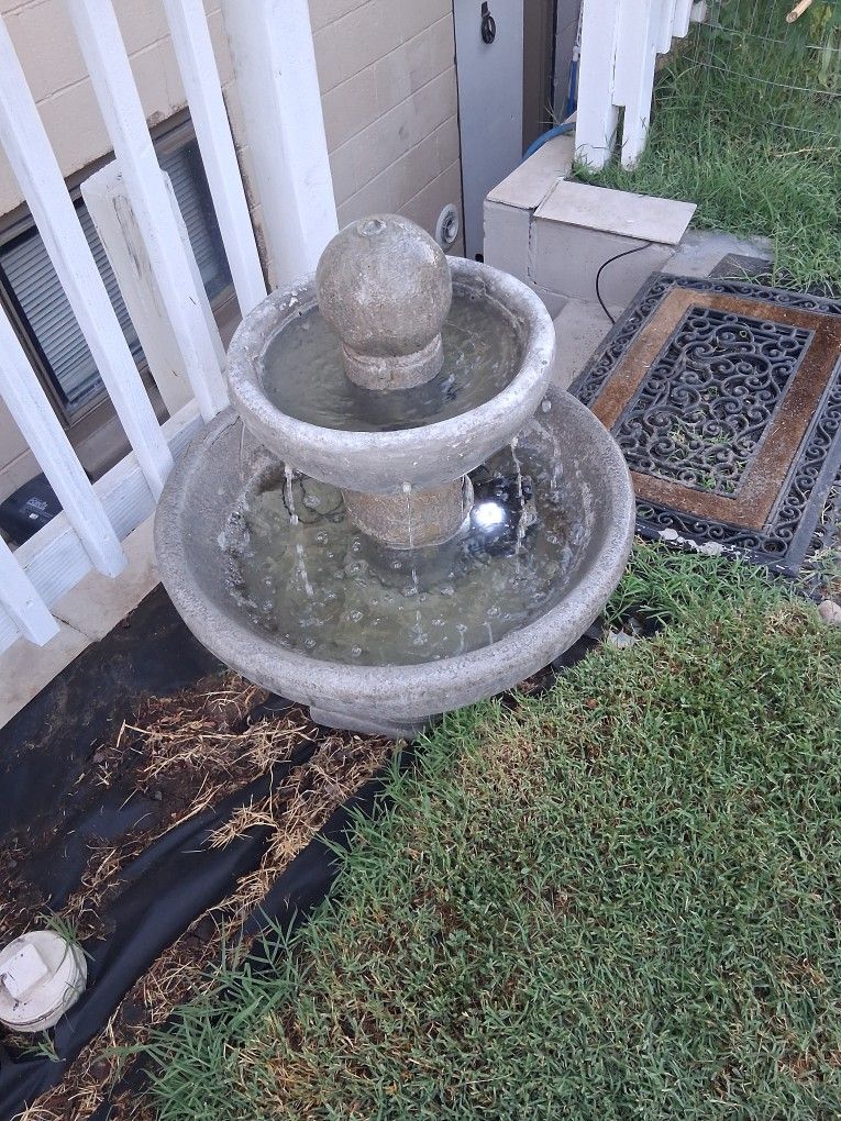Concrete fountain