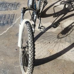 Bicycle Giant Atx  Hardtail