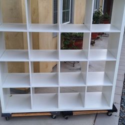 16 Cube Organizer  Shelf Like New Storage 