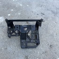 06-11 BMW E90 E91 E92 E93 328i 335i Center Dash Radio Cage Holder OEM 10822910
