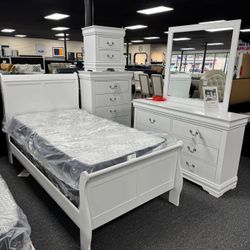Bedroom Set In Stock For Fast Delivery 
