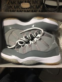 Air Jordan 11 Retro Medium Grey / White Cool Grey SZ 8