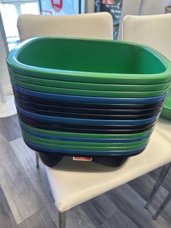 Rectangular containers
