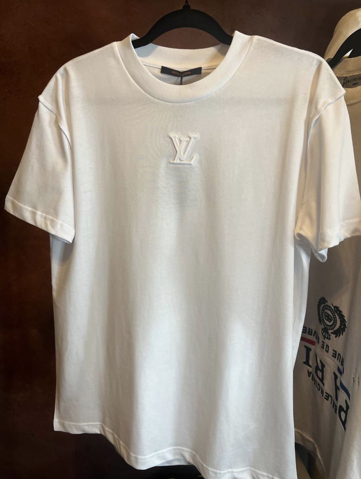 Louis Vuitton Men's T Shirt Sz M for Sale in Orlando, FL - OfferUp