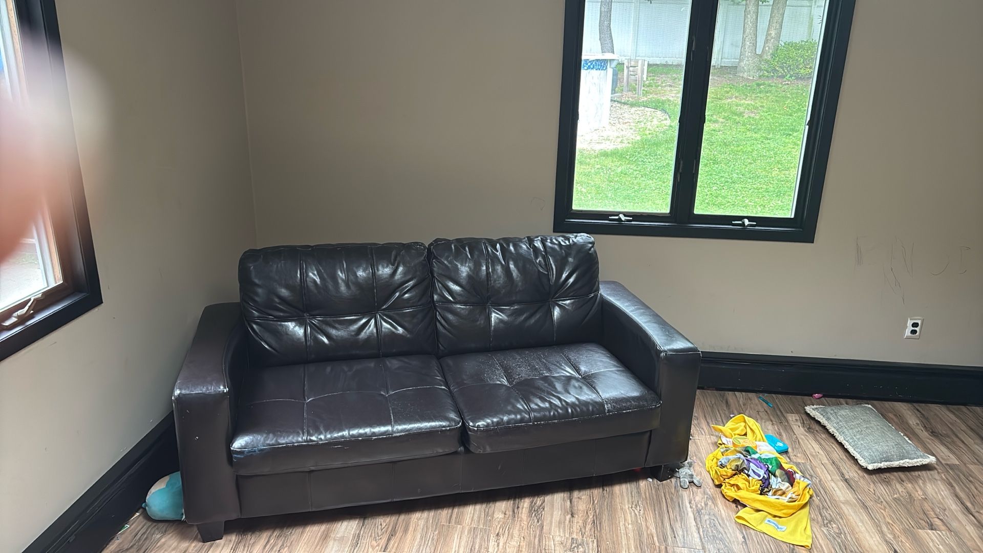 Leather Couch With Queen Sofa Bed
