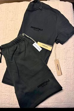 ESSENTIALS SHORTS/SHIRTS